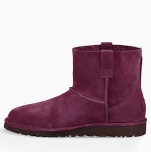 UGG Classic Unlined Leather Bootie